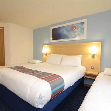 Travelodge Swansea Central Eksteriør billede