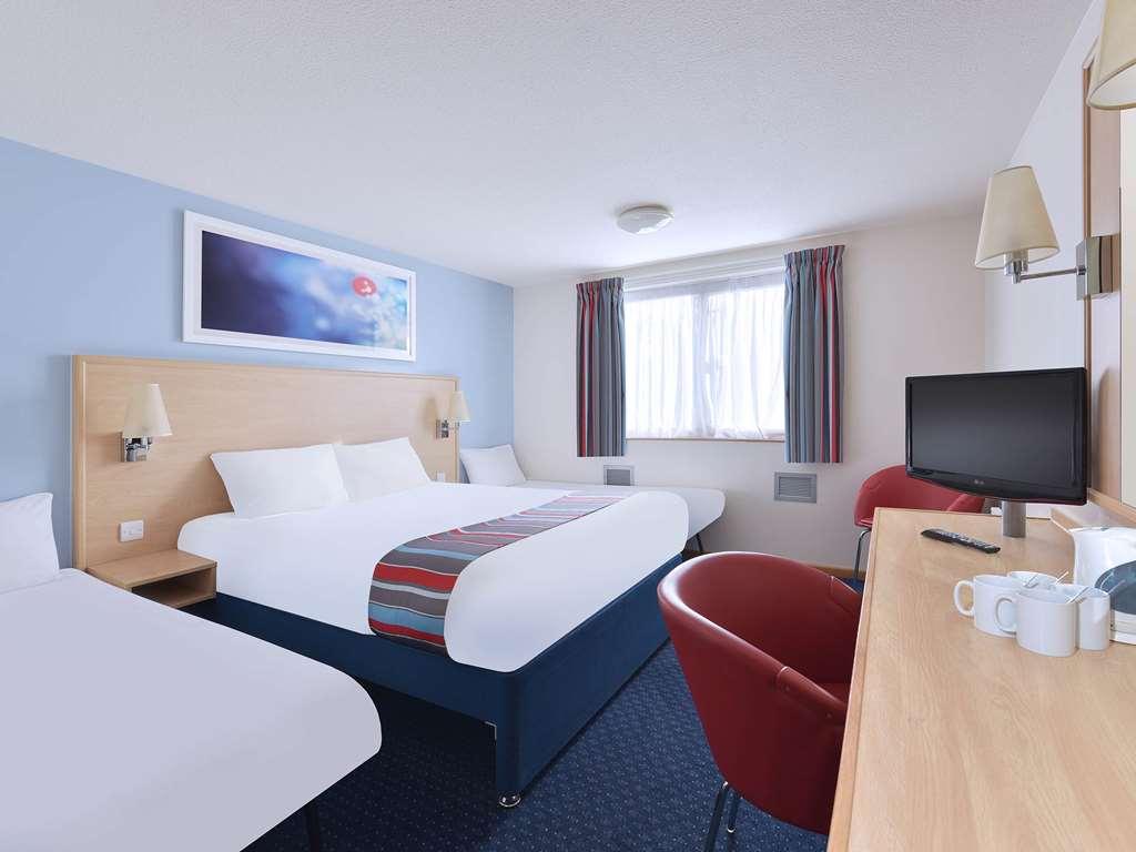 Travelodge Swansea Central Værelse billede