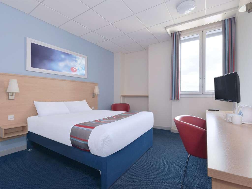 Travelodge Swansea Central Værelse billede